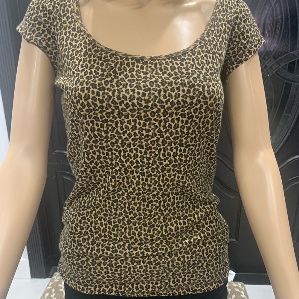 Express women’s Sexy top - leopard print